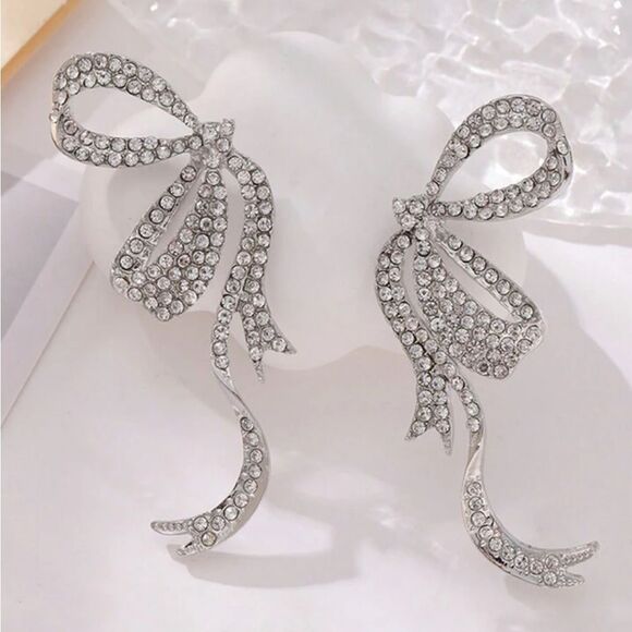 silver diamond bow earrings A208 - Picture 1 of 6